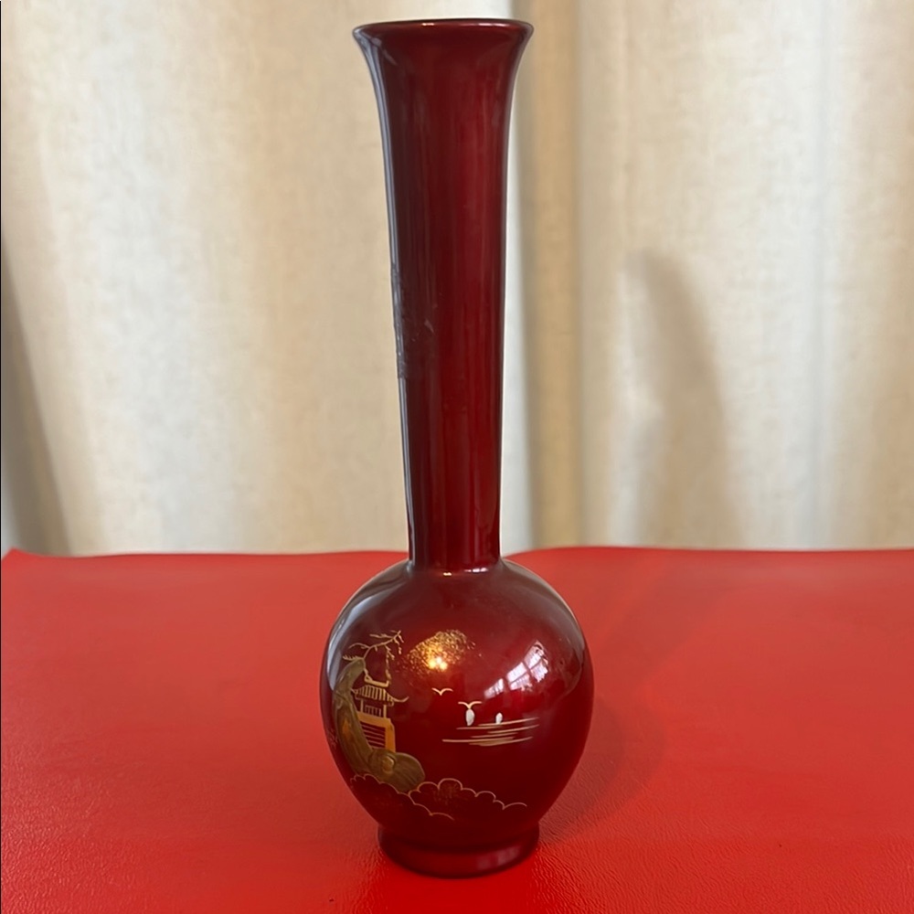 Elegant Red Vase with Gold Accents 6.5”H